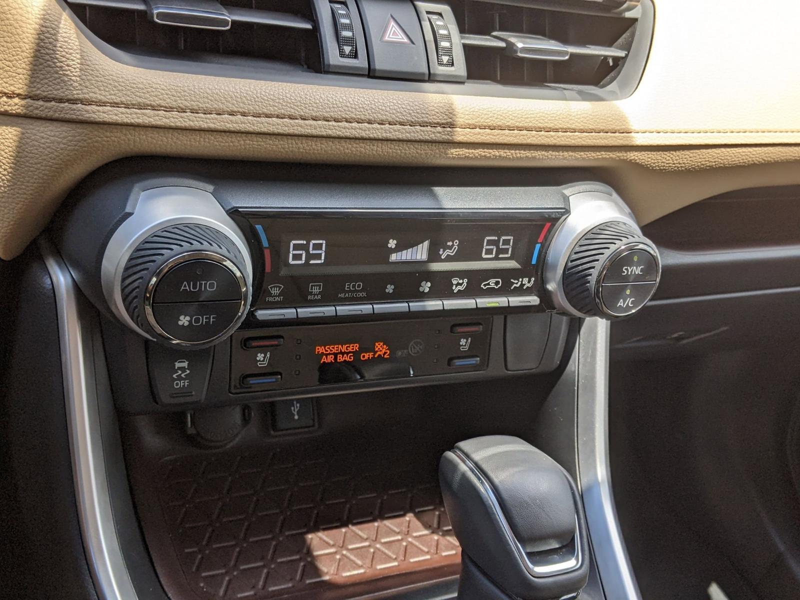 2022 Toyota RAV4 Vehicle Photo in Seguin, TX 78155