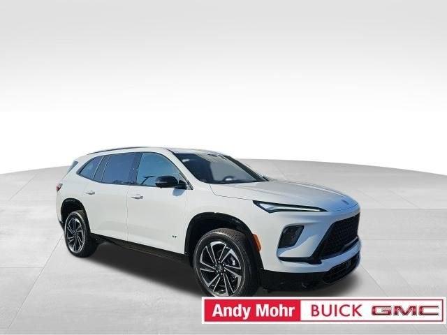 2025 Buick Enclave Vehicle Photo in Fishers, IN 46038