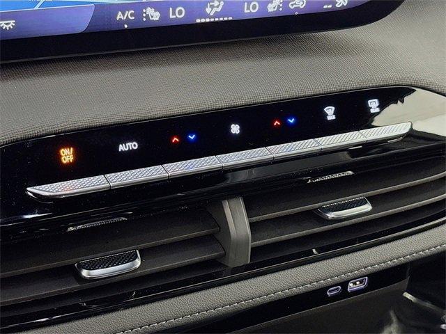 2025 Buick Enclave Vehicle Photo in PUYALLUP, WA 98371-4149