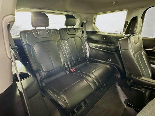 2022 Jeep Grand Cherokee L Vehicle Photo in Doylsetown, PA 18901