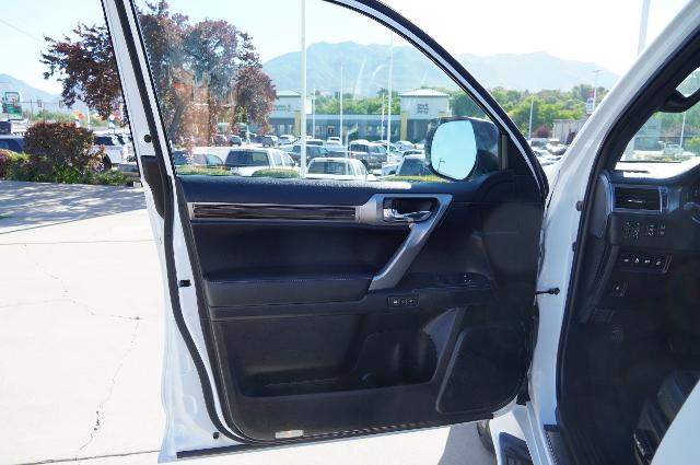 2022 Lexus GX 460 Vehicle Photo in Riverdale, UT 84405