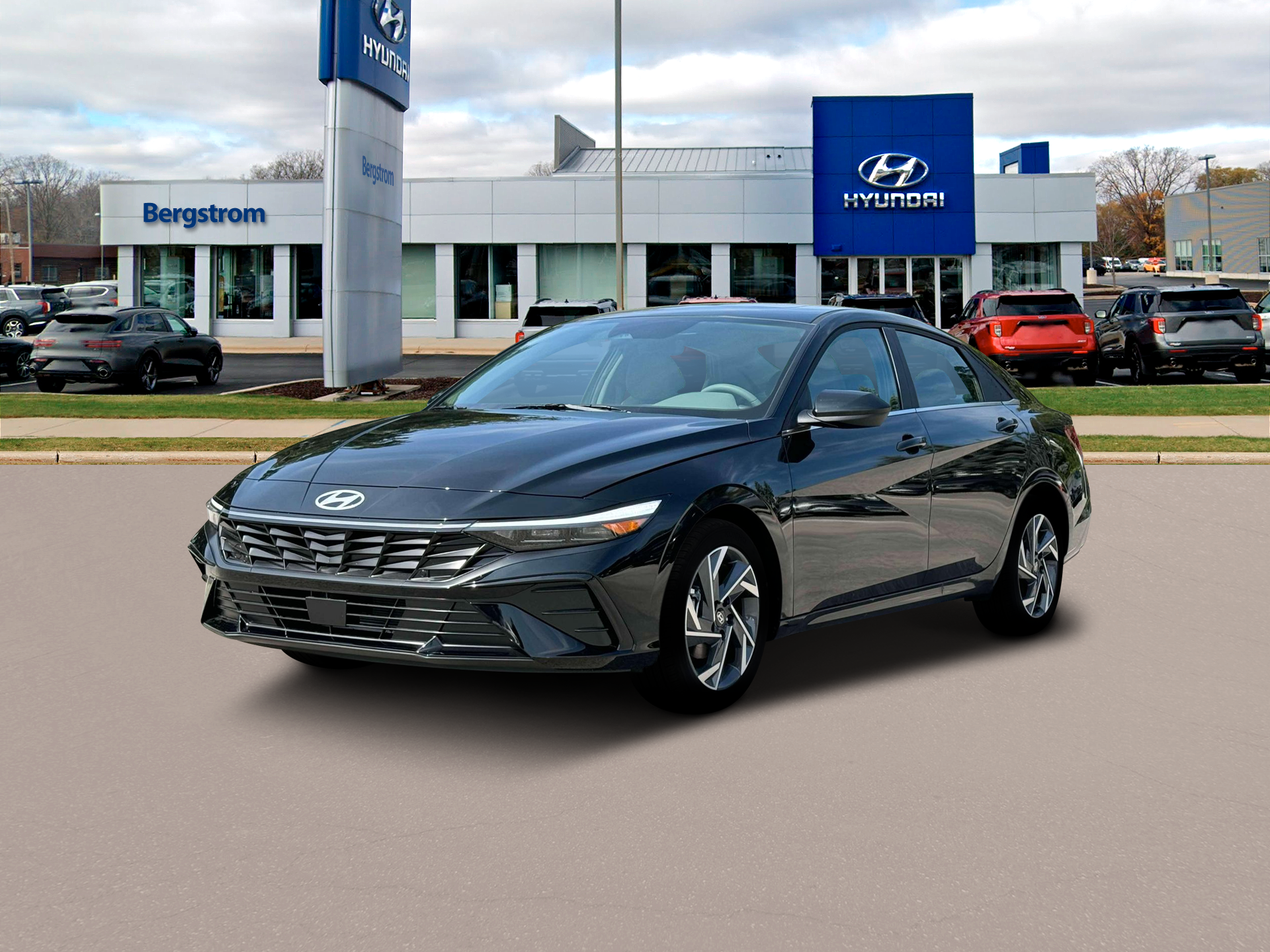 2025 Hyundai ELANTRA Vehicle Photo in Green Bay, WI 54304