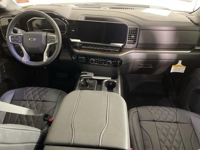 2025 Chevrolet Silverado 1500 Vehicle Photo in PHOENIX, AZ 85014-3381