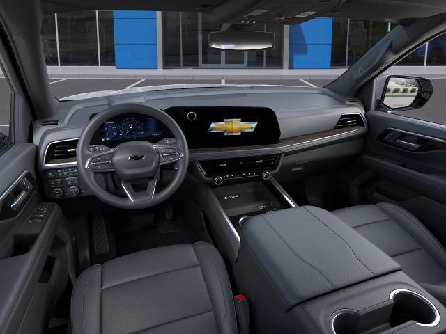 2025 Chevrolet Suburban Vehicle Photo in GILBERT, AZ 85297-0446