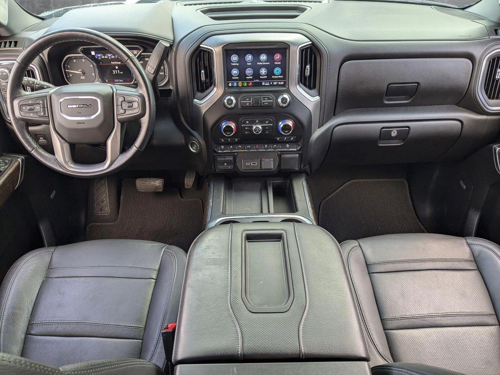 2022 GMC Sierra 3500 HD Vehicle Photo in VALENCIA, CA 91355-1705