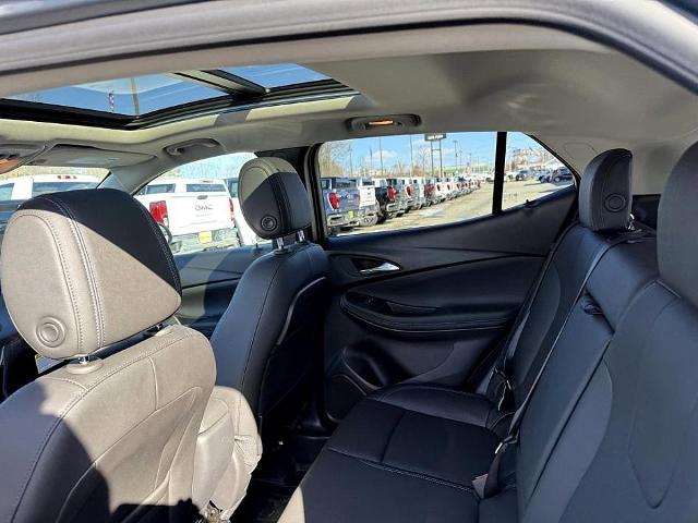 2025 Buick Encore GX Vehicle Photo in CHICOPEE, MA 01020-5001