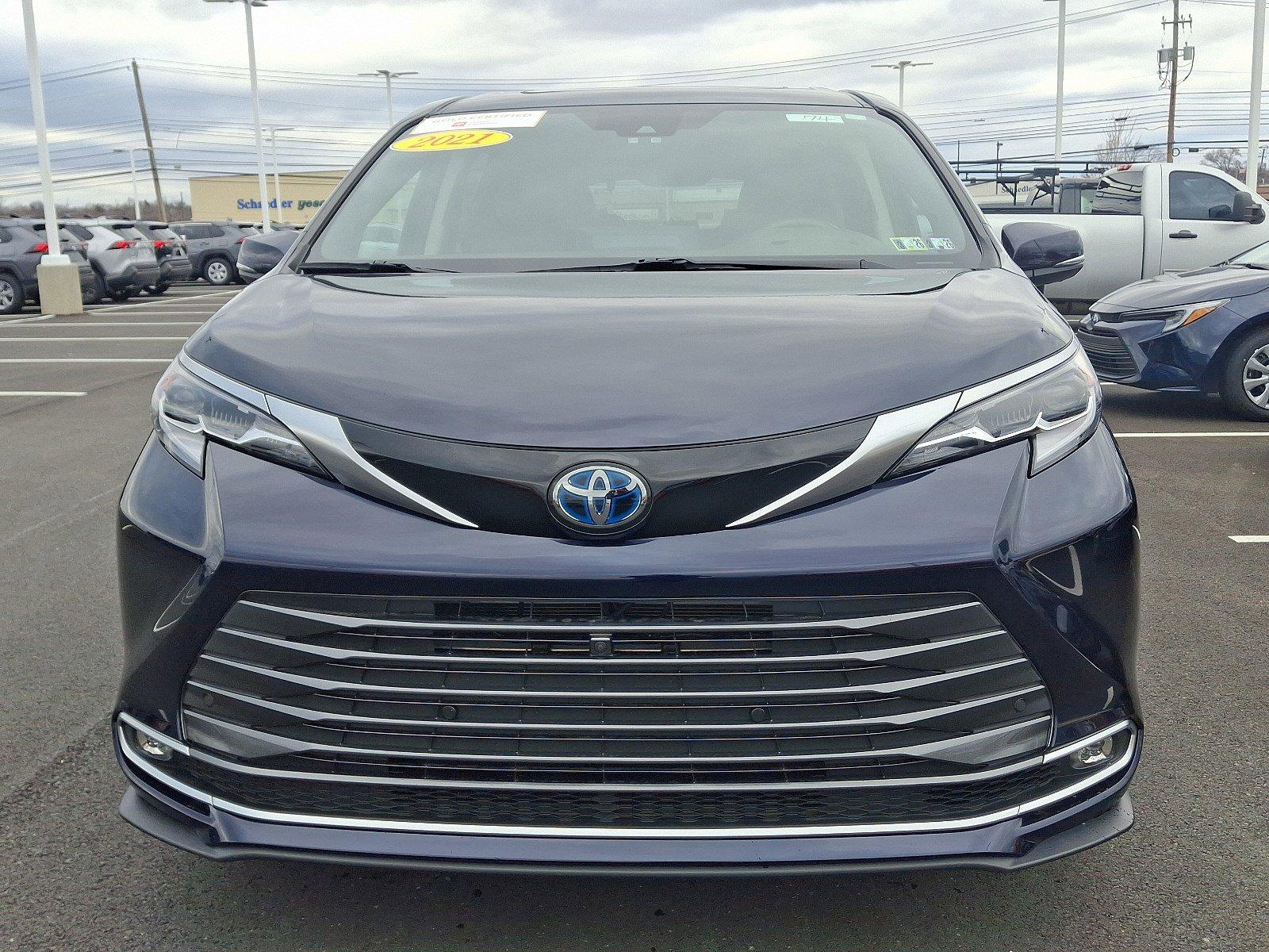 2021 Toyota Sienna Vehicle Photo in Harrisburg, PA 17111