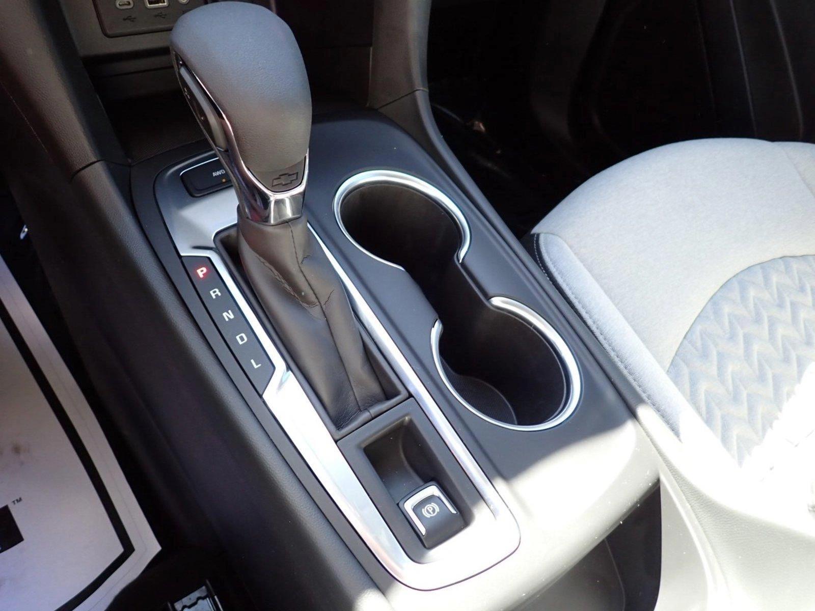 2024 Chevrolet Equinox Vehicle Photo in DENVER, CO 80221-3610