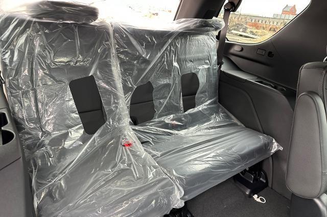 2025 GMC Yukon Vehicle Photo in SPOKANE, WA 99202-2191