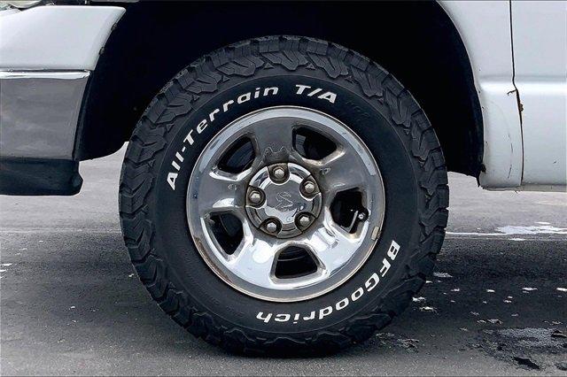 2004 Dodge Ram 1500 Vehicle Photo in INDEPENDENCE, MO 64055-1377