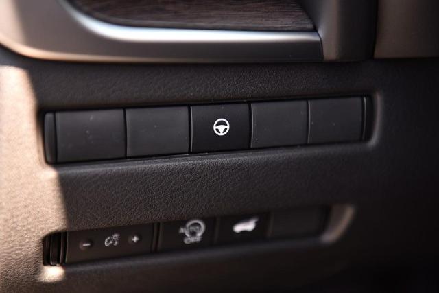 2025 Nissan Rogue Vehicle Photo in Ballwin, MO 63011