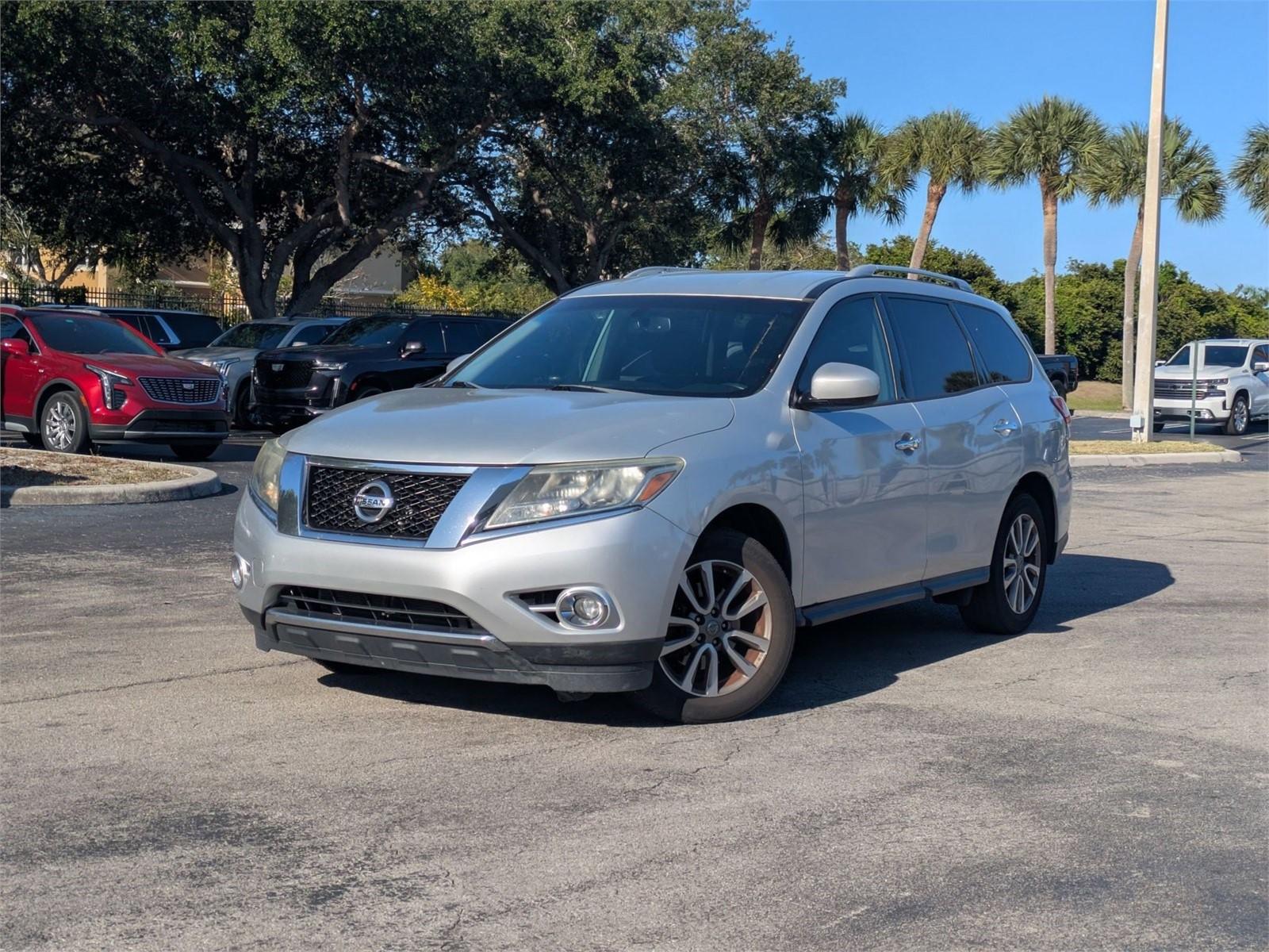 2016 Nissan Pathfinder Vehicle Photo in WEST PALM BEACH, FL 33407-3296
