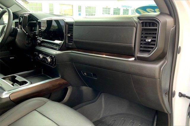 2024 GMC Sierra 3500 HD Vehicle Photo in TOPEKA, KS 66609-0000