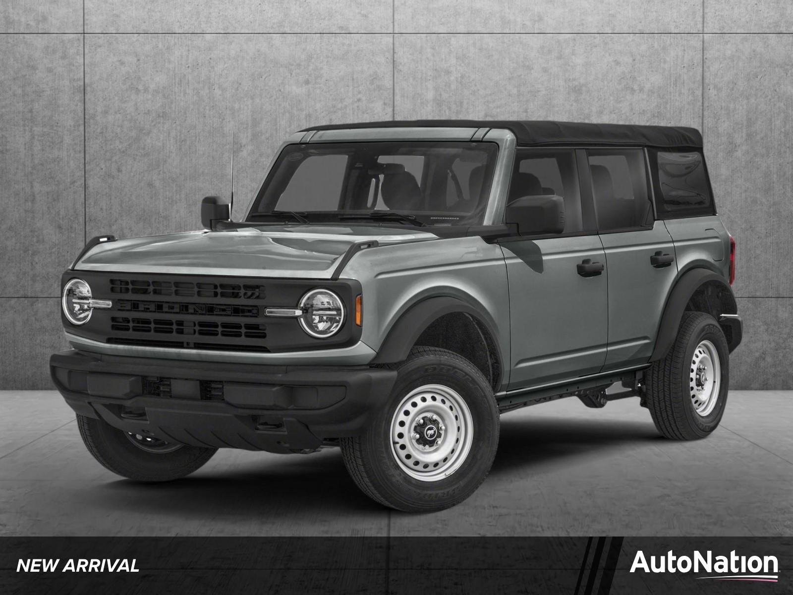 2023 Ford Bronco Vehicle Photo in Valencia, CA 91355