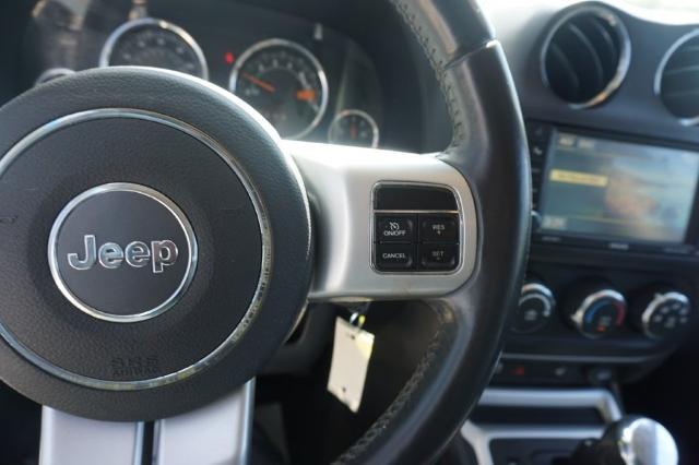 2017 Jeep Compass Vehicle Photo in FAIRMONT, WV 26554-2318