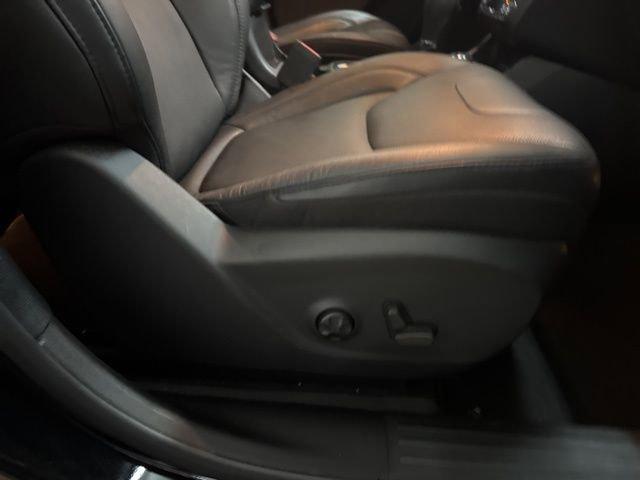 2021 Jeep Cherokee Vehicle Photo in MEDINA, OH 44256-9631