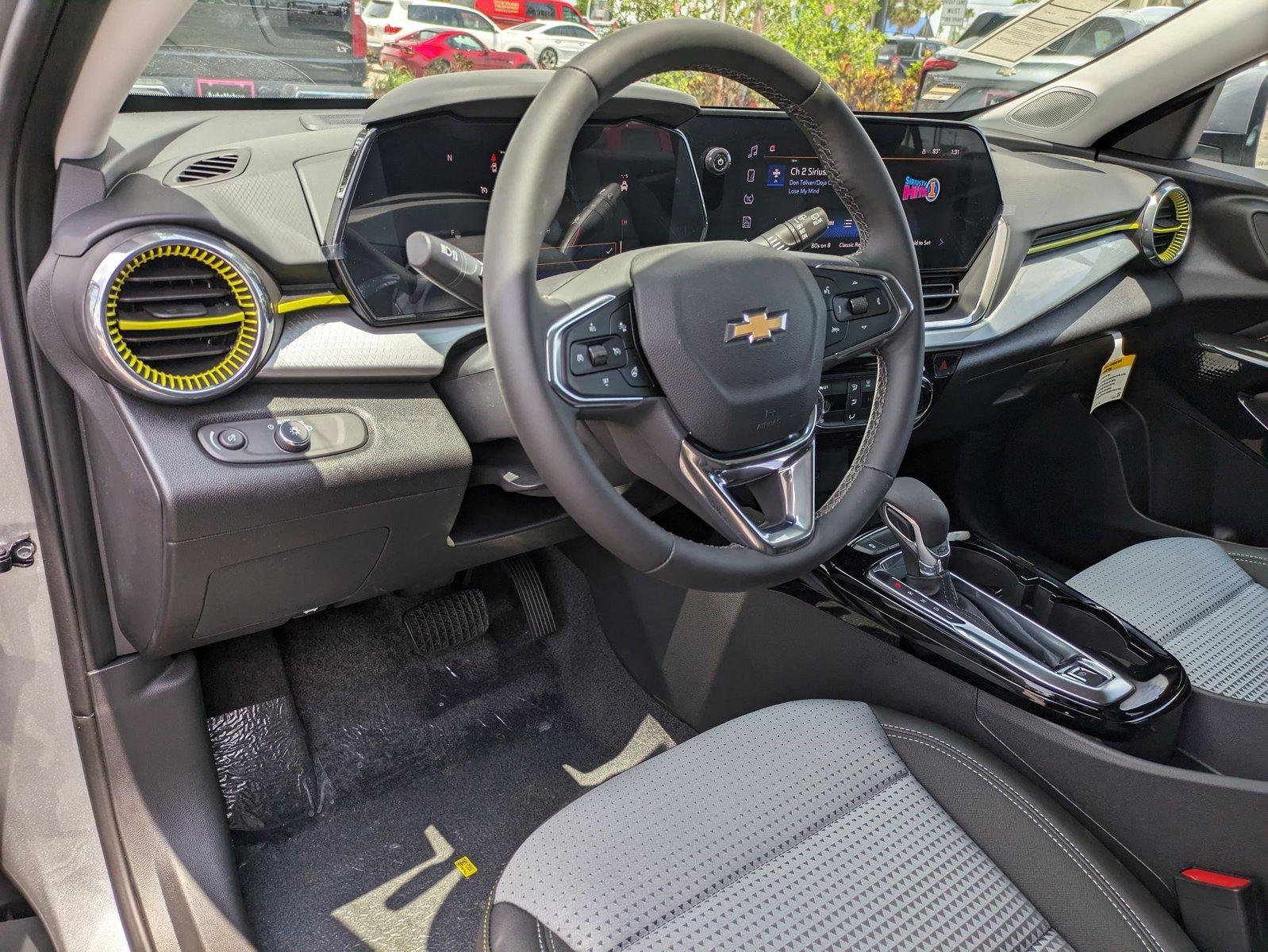 2025 Chevrolet Trax Vehicle Photo in ORLANDO, FL 32812-3021