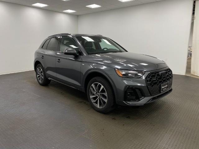 2024 Audi Q5 Vehicle Photo in Appleton, WI 54913