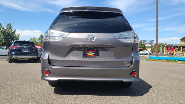 2017 Toyota Sienna Vehicle Photo in FLAGSTAFF, AZ 86001-6214