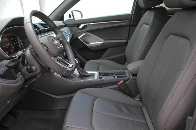 2024 Audi Q3 Vehicle Photo in SUGAR LAND, TX 77478