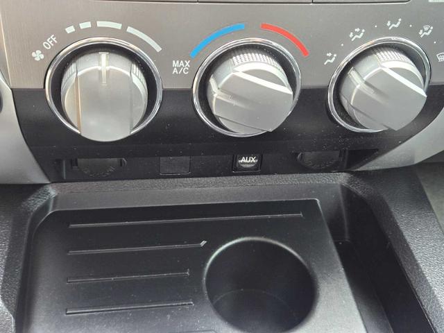 2014 Toyota Tundra 4WD Truck Vehicle Photo in DENTON, TX 76210-9321