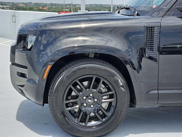 2023 Defender Vehicle Photo in AUSTIN, TX 78717