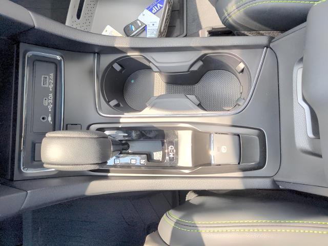 2025 Subaru Ascent Vehicle Photo in Green Bay, WI 54304