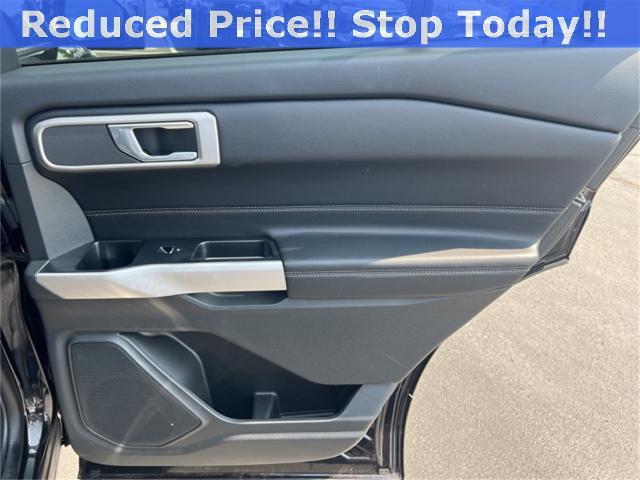 2023 Ford Explorer Vehicle Photo in GREEN BAY, WI 54304-5303
