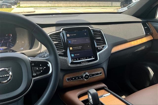 2024 Volvo XC90 Vehicle Photo in Houston, TX 77007