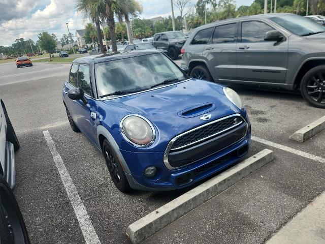 2016 MINI Cooper S Hardtop 4 Door Vehicle Photo in Savannah, GA 31419