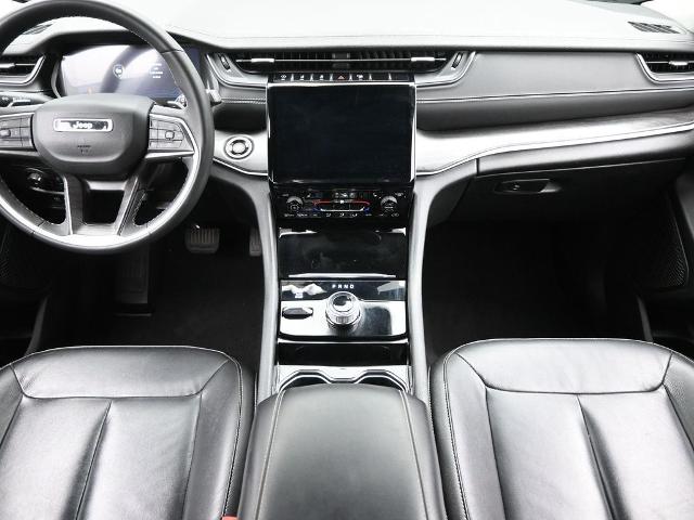 2023 Jeep Grand Cherokee Vehicle Photo in Cedar Rapids, IA 52402