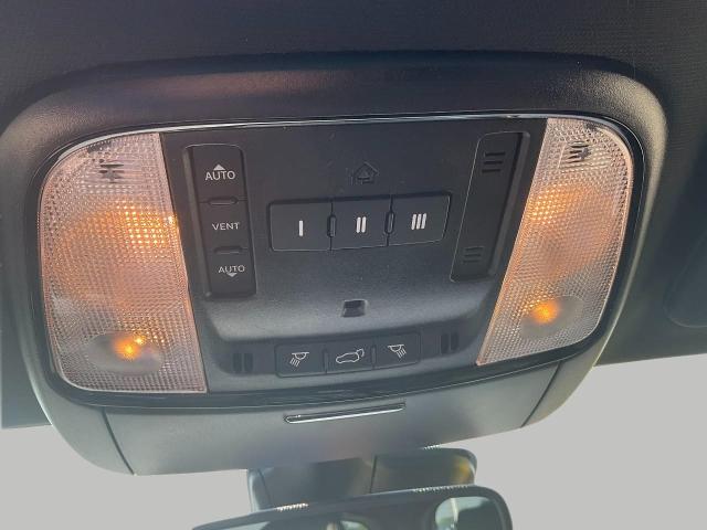 2025 Dodge Durango Vehicle Photo in Kaukauna, WI 54130