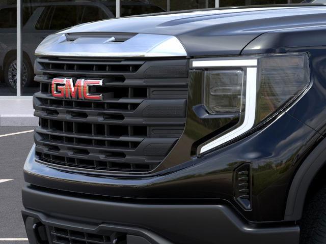 2025 GMC Sierra 1500 Vehicle Photo in GREEN BAY, WI 54303-3330
