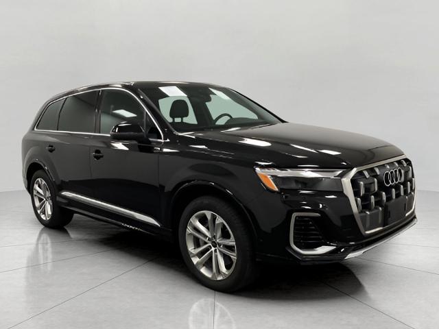 2025 Audi Q7 Vehicle Photo in Neenah, WI 54956