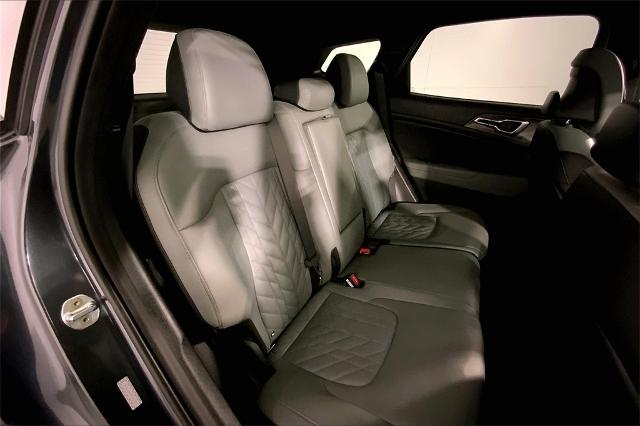 2023 Kia Sportage Vehicle Photo in Lees Summit, MO 64086