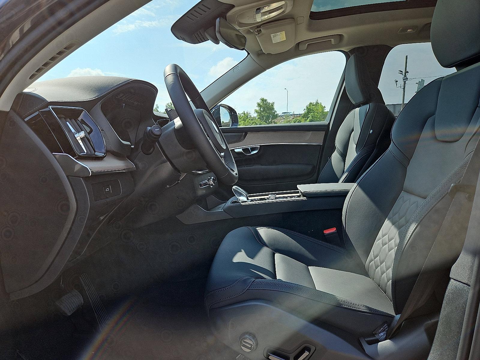 2026 Volvo XC90 Vehicle Photo in Trevose, PA 19053