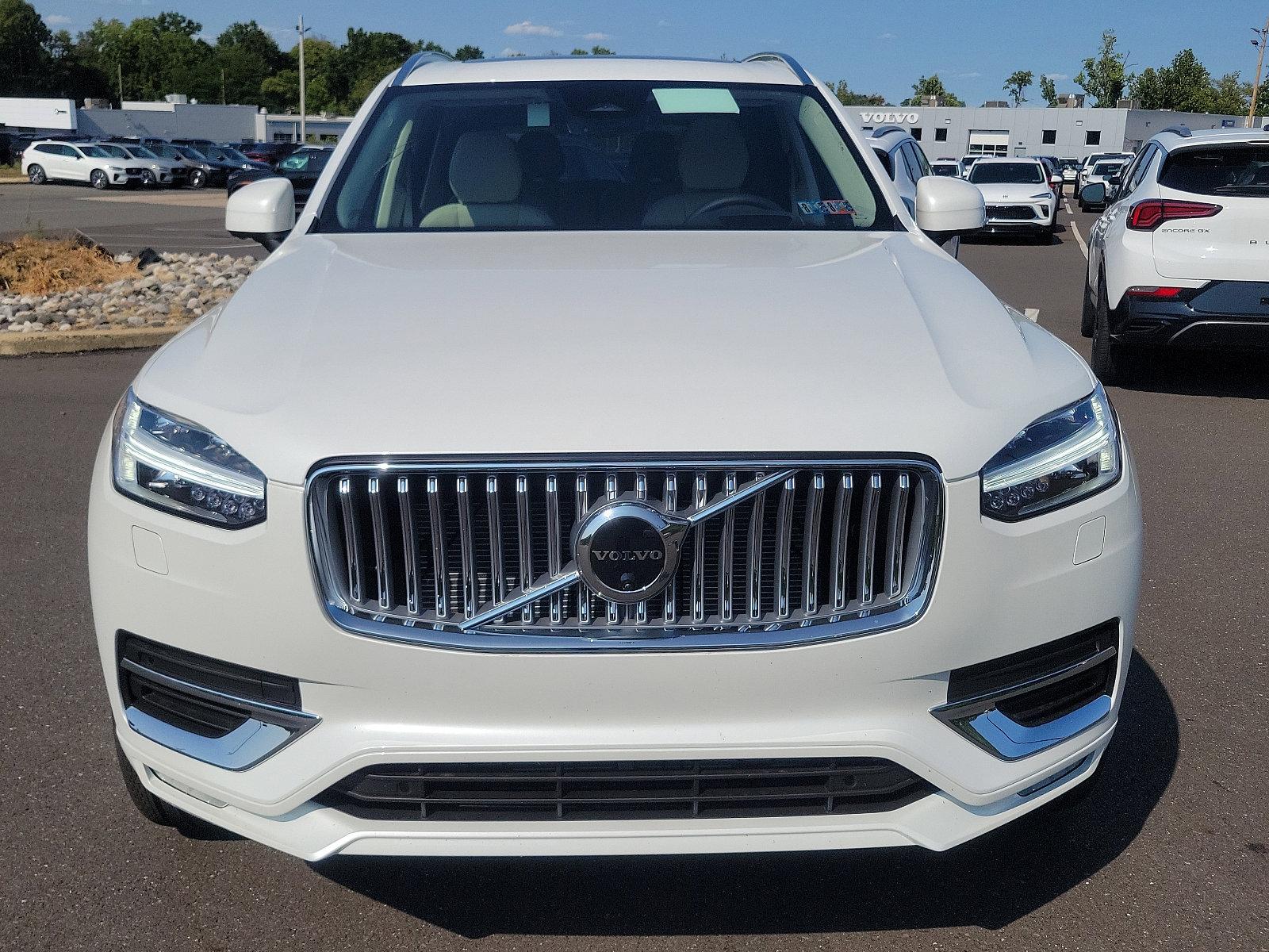 2025 Volvo XC90 Vehicle Photo in Trevose, PA 19053