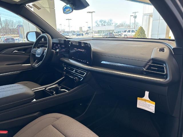 2025 Chevrolet Traverse Vehicle Photo in MANHATTAN, KS 66502-5036