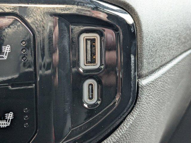 2025 Chevrolet Silverado 1500 Vehicle Photo in BRUNSWICK, GA 31525-1881