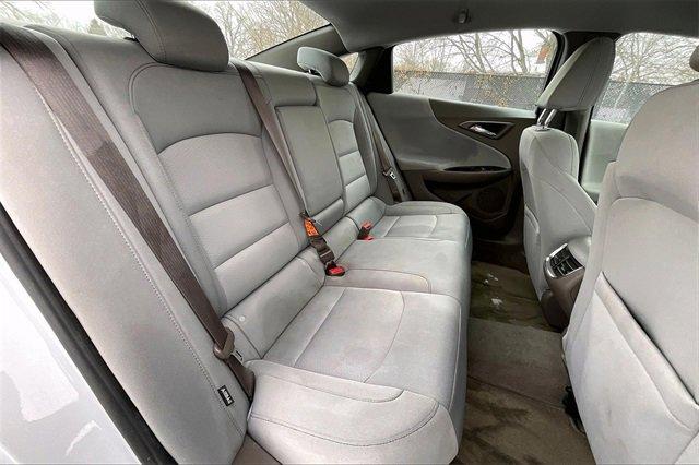 2018 Chevrolet Malibu Vehicle Photo in INDEPENDENCE, MO 64055-1314