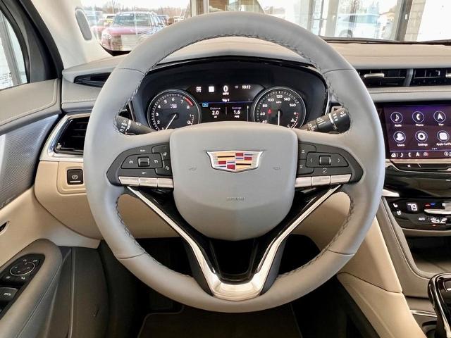 2025 Cadillac XT6 Vehicle Photo in EFFINGHAM, IL 62401-2832