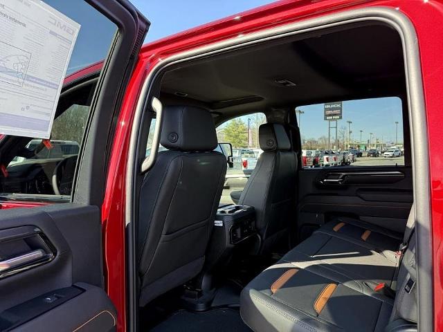 2025 GMC Sierra 3500HD Vehicle Photo in CHICOPEE, MA 01020-5001