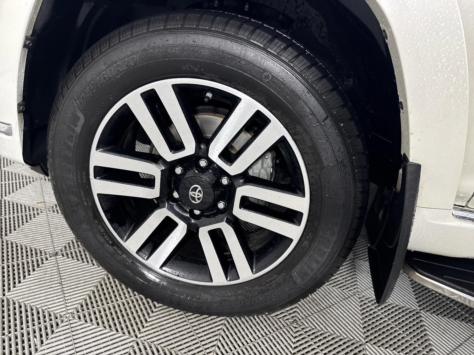 2020 Toyota 4Runner Vehicle Photo in GEORGETOWN, TX 78626-7508