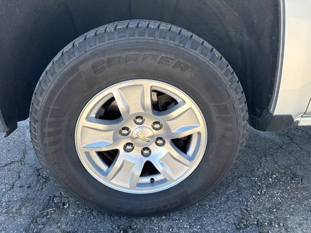 2017 Chevrolet Silverado 1500 Vehicle Photo in MANHATTAN, KS 66502-5036