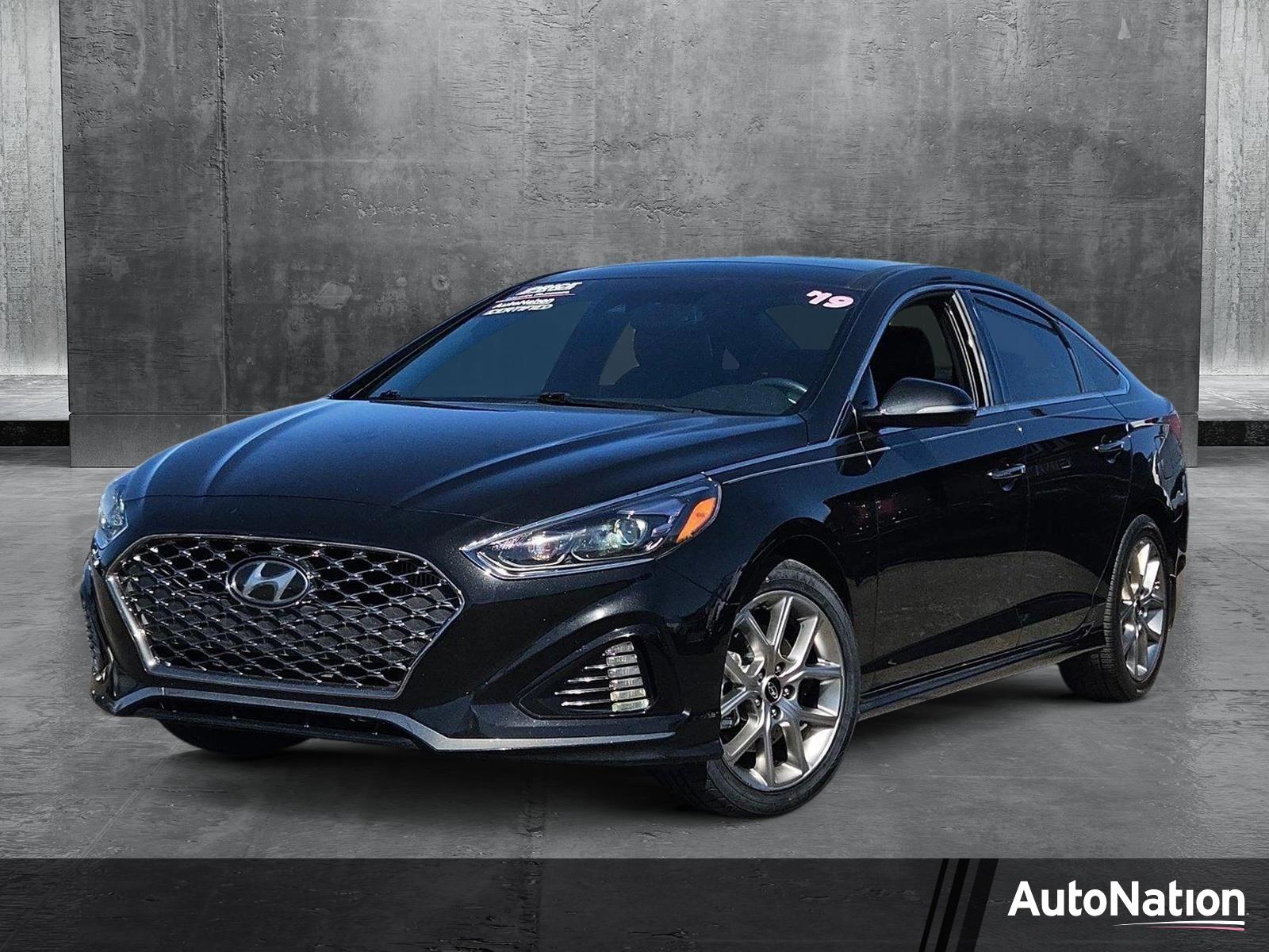 2019 Hyundai SONATA Vehicle Photo in MESA, AZ 85206-4395