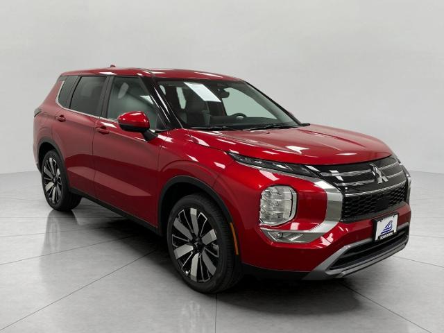 2025 Mitsubishi Outlander Vehicle Photo in Appleton, WI 54913