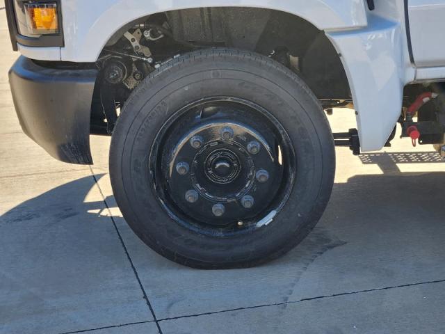2024 Chevrolet Silverado Chassis Cab Vehicle Photo in LEWISVILLE, TX 75067