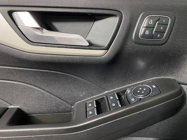 2021 Ford Escape Vehicle Photo in BROCKTON, MA 02301-7113