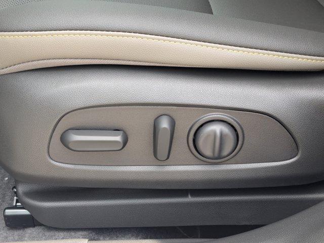 2025 Chevrolet Trax Vehicle Photo in BRUNSWICK, GA 31525-1881