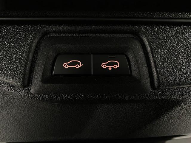 2025 BMW X7 xDrive40i Vehicle Photo in Appleton, WI 54913